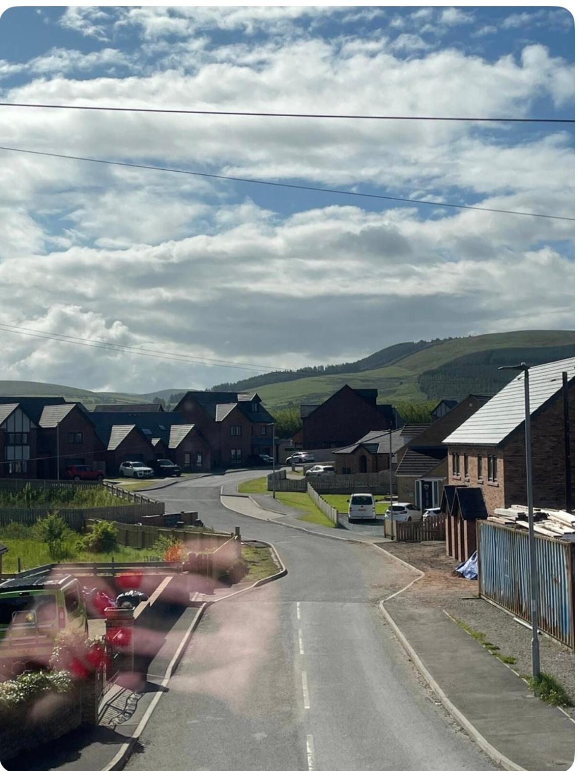 Birks Road Villa Cleator Moor Екстериор снимка