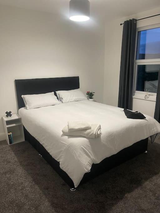Birks Road Villa Cleator Moor Екстериор снимка